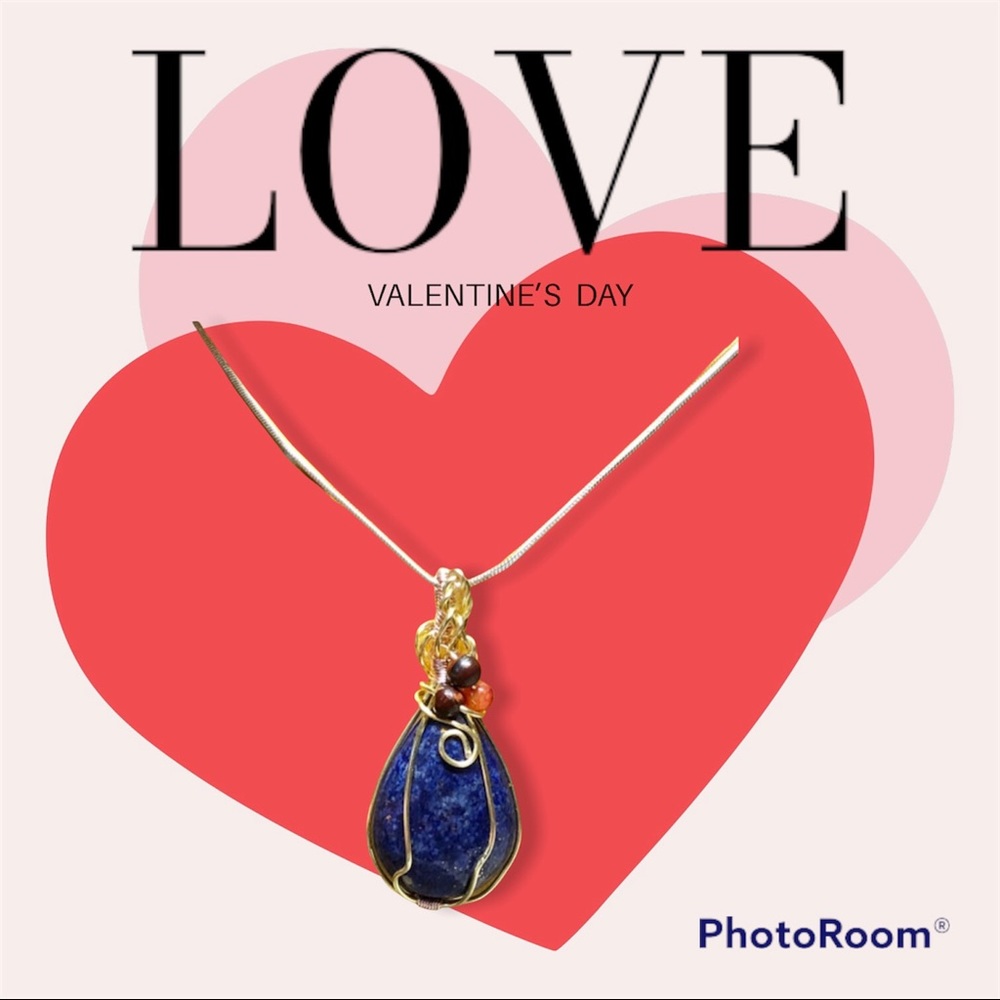 ❤️lapis lazuli pendant with genuine garnets
